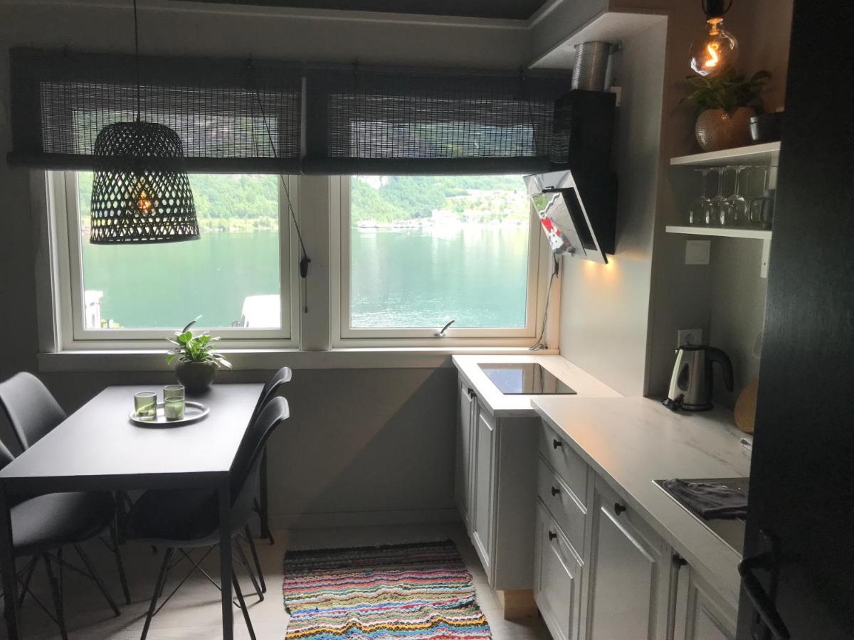 Solhaug Fjordcamping Geiranger Quarto foto